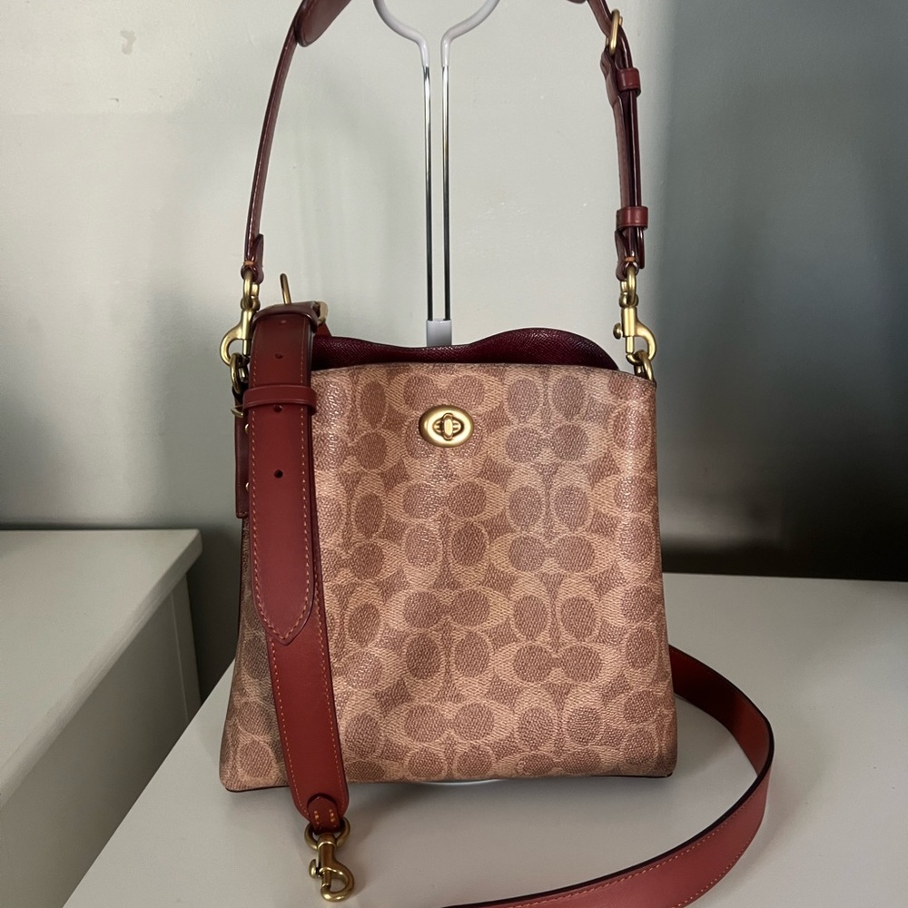 Coach Willow Bucket Bag in Signature Canvas